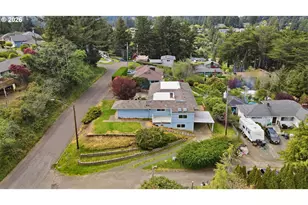 546 W Fir Ave, Coos Bay, OR 97420 - Photo 47