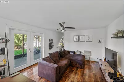 546 W Fir Ave, Coos Bay, OR 97420 - Photo 33