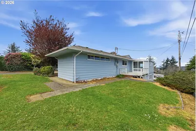 546 W Fir Ave, Coos Bay, OR 97420 - Photo 45