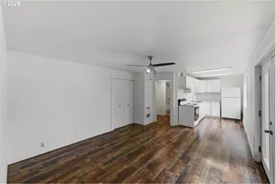 546 W Fir Ave, Coos Bay, OR 97420 - Photo 33