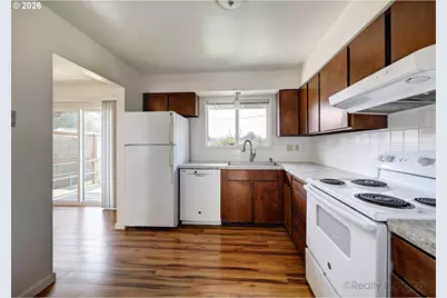 1202 Ogden Ave, Vancouver, WA 98660 - Photo 5
