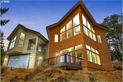 2495 Chester St, North Bend, OR 97459 - Photo 1