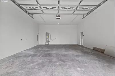 2495 Chester St, North Bend, OR 97459 - Photo 43