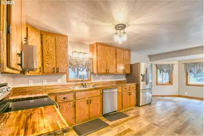 78234 Strawberry Ln, Weston, OR 97886 - Photo 9