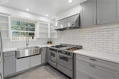 7158 SW 4th Ave, Portland, OR 97219 - Photo 9