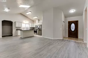 4667 Hailey Ct, Springfield, OR 97478 - Photo 7