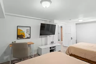 4725 NE 100th Ave, Portland, OR 97220 - Photo 25