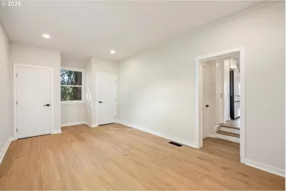 10721 NE 2nd Ave, Portland, OR 97211 - Photo 13