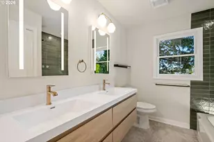 10721 NE 2nd Ave, Portland, OR 97211 - Photo 19