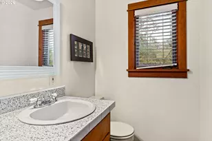 217 Spyglass Dr, Eugene, OR 97401 - Photo 15