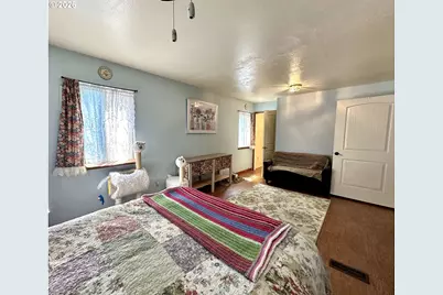 925 East St, Baker City, OR 97814 - Photo 21