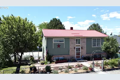 925 East St, Baker City, OR 97814 - Photo 1