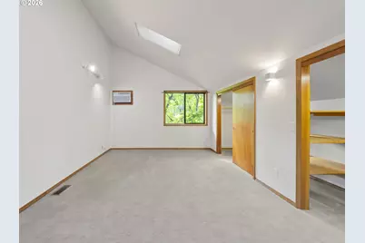 801 Timberline Dr, Lake Oswego, OR 97034 - Photo 33