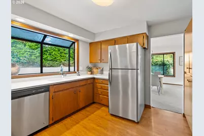 801 Timberline Dr, Lake Oswego, OR 97034 - Photo 9