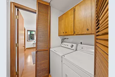801 Timberline Dr, Lake Oswego, OR 97034 - Photo 29