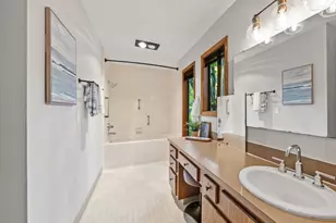 801 Timberline Dr, Lake Oswego, OR 97034 - Photo 27