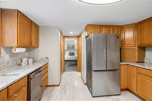 4816 SE Rex Dr, Portland, OR 97206 - Photo 13