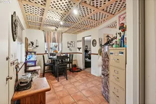 501 SE 157th Ave, Portland, OR 97233 - Photo 13