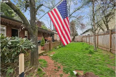 501 SE 157th Ave, Portland, OR 97233 - Photo 9