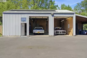 18825 SW Rosa Rd, Beaverton, OR 97078 - Photo 37