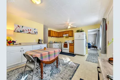 950 S Edgewood St, Seaside, OR 97138 - Photo 5