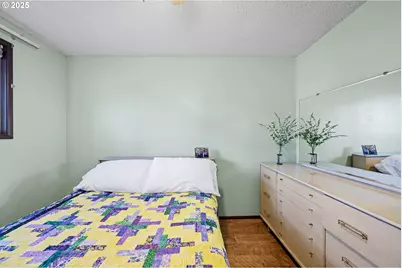 1925 Harvard Dr, Eugene, OR 97405 - Photo 17