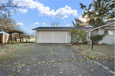 1925 Harvard Dr, Eugene, OR 97405 - Photo 3