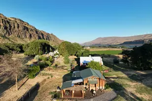 820 Biggs Rufus Hwy, Rufus, OR 97050 - Photo 3