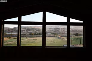 820 Biggs Rufus Hwy, Rufus, OR 97050 - Photo 47