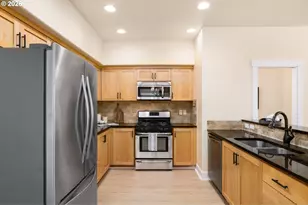 323 SW 203rd Terrace, Beaverton, OR 97006 - Photo 11