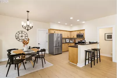 323 SW 203rd Ter, Beaverton, OR 97006 - Photo 9