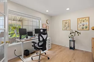 14465 SW Scarlett Pl, Portland, OR 97224 - Photo 23