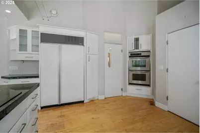 7002 Rainbow Dr, Salem, OR 97306 - Photo 9