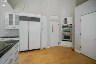 7002 Rainbow Dr, Salem, OR 97306 - Photo 9