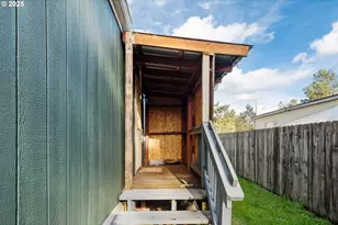 67624 Spinreel Rd, North Bend, OR 97459 - Photo 5