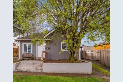 602 Burcham St, Kelso, WA 98626 - Photo 1