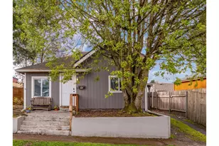 602 Burcham St, Kelso, WA 98626 - Photo 1