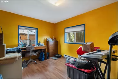 602 Burcham St, Kelso, WA 98626 - Photo 9