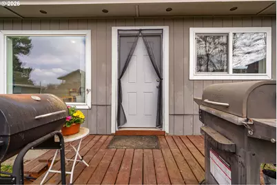 602 Burcham St, Kelso, WA 98626 - Photo 17