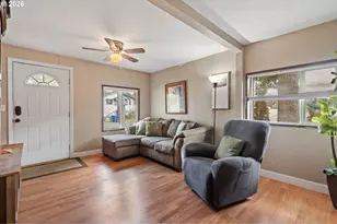 602 Burcham St, Kelso, WA 98626 - Photo 5