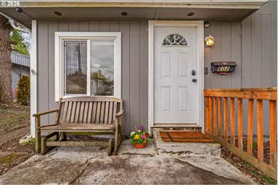 602 Burcham St, Kelso, WA 98626 - Photo 3