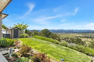 2960 NW Stacie Ct, Roseburg, OR 97471 - Photo 43