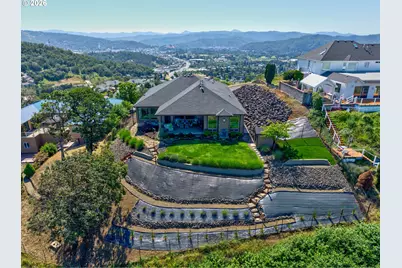 2960 NW Stacie Ct, Roseburg, OR 97471 - Photo 47