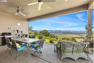 2960 NW Stacie Ct, Roseburg, OR 97471 - Photo 41