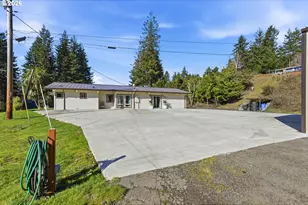 94475 Golf Course Ln, North Bend, OR 97459 - Photo 35