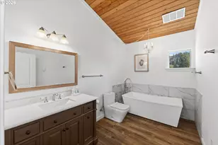 94475 Golf Course Ln, North Bend, OR 97459 - Photo 27