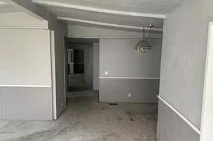 82276 Hat Rock Rd, Hermiston, OR 97838 - Photo 5