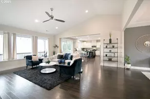 140 Nordstrom Ln, Kelso, WA 98626 - Photo 3