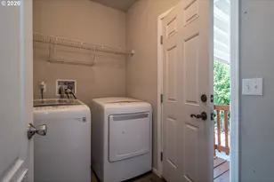 105 NW Stephanie Ct, Winston, OR 97496 - Photo 27