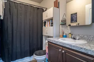105 NW Stephanie Ct, Winston, OR 97496 - Photo 23
